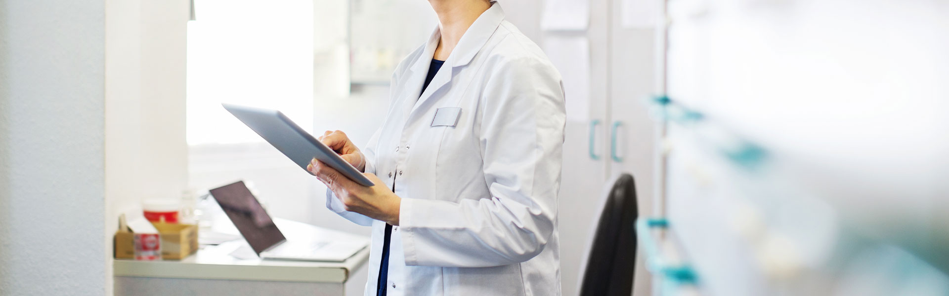 What Does An Endocrinologist Treat